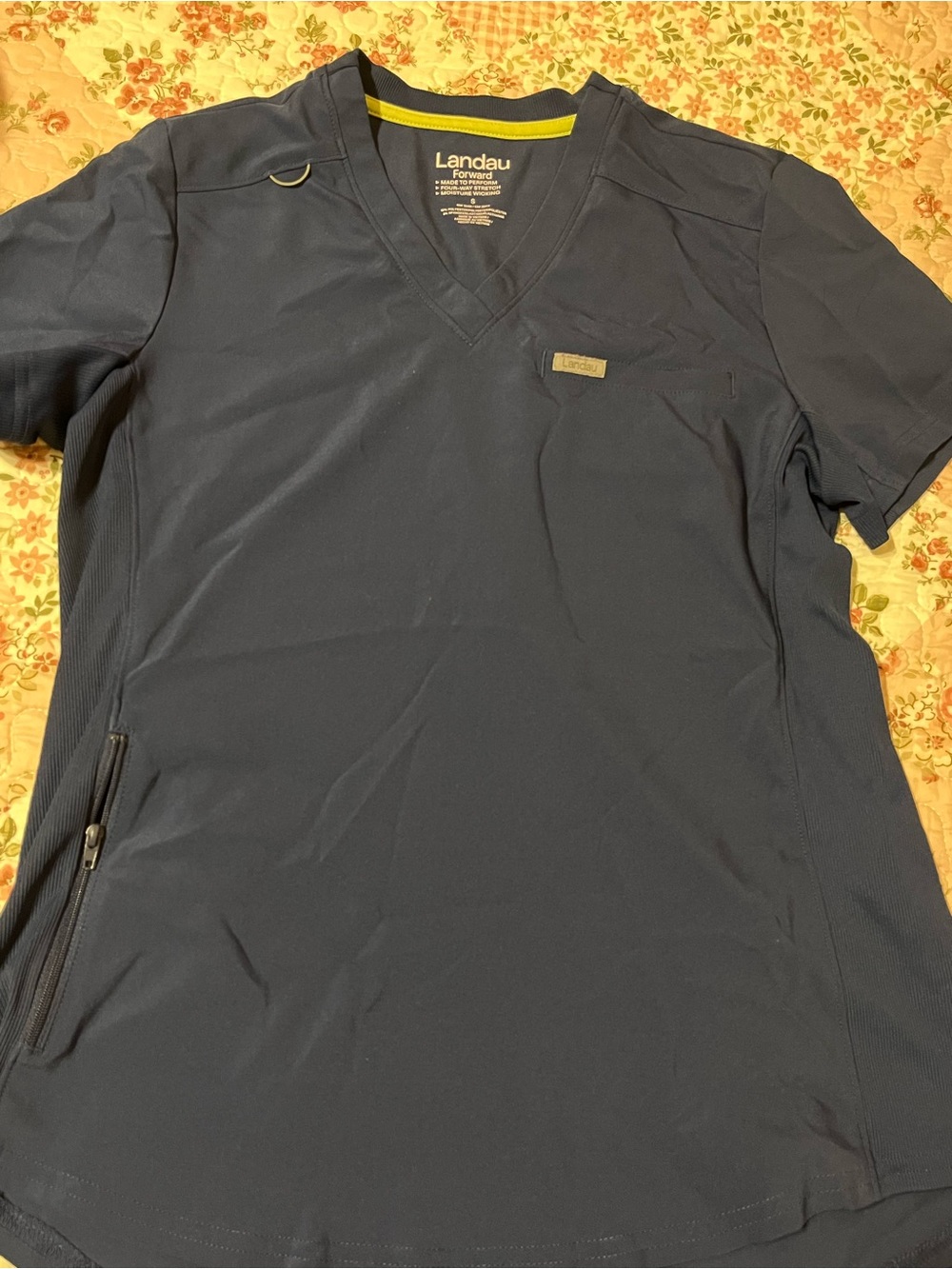 Landau women’s scrubs set